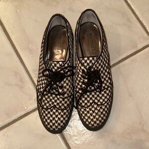 Michael Kors Black and White womens Shoes, NWOT